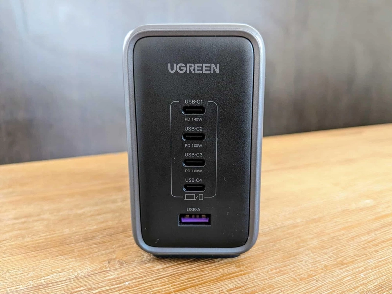 ugreen nexode 300w charger
